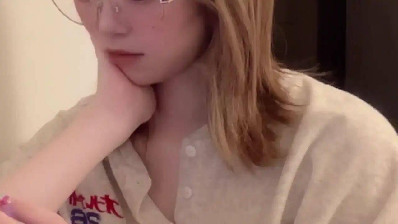 Yunatandayo – Sakuralive Live Sex Cam Recording – 2025-06-23 20:00:22