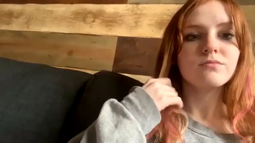 Vcielia – Chaturbate Live Sex Cam Recording – 2025-08-26 02:32:16