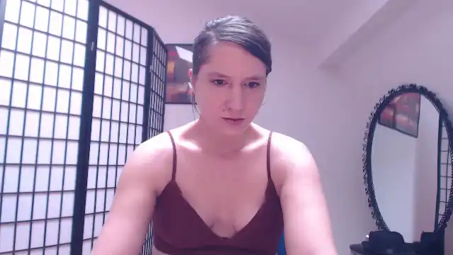 Intruderrorry – Myfreecams Live Sex Cam Recording – 2025-05-09 08:45:38