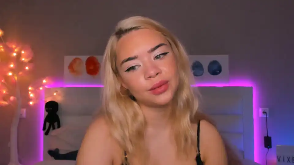 Miamelone – Manyvids Live Sex Cam Recording – 2025-08-07 04:04:22