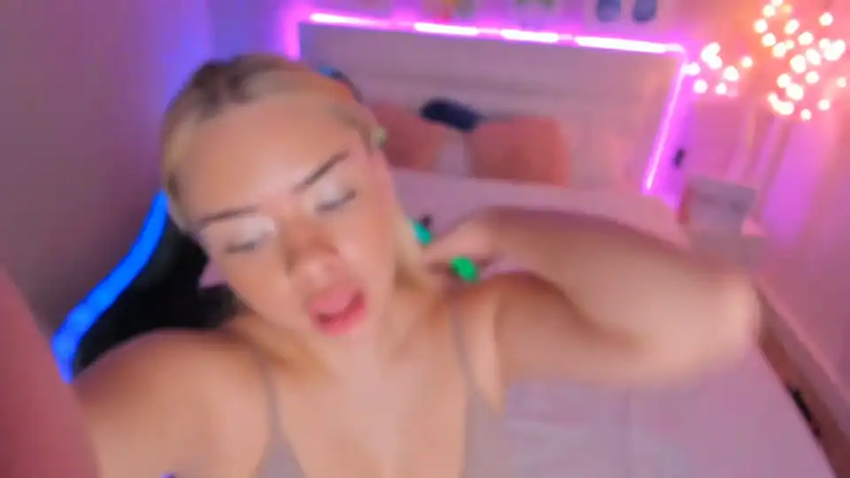 Miamelone – Manyvids Live Sex Cam Recording – 2025-12-21 14:57:24