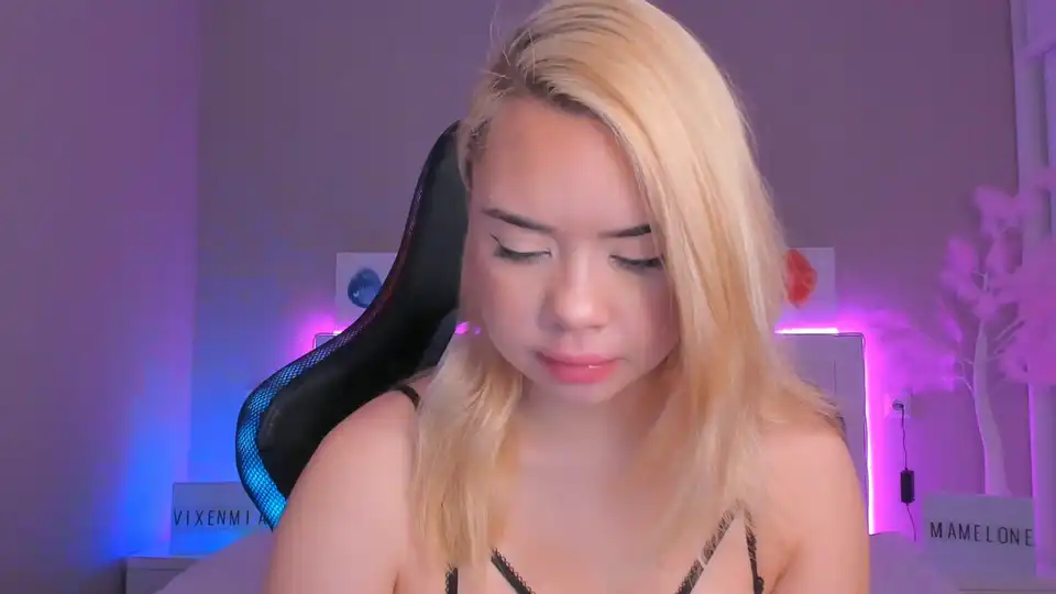 Miamelone – Manyvids Live Sex Cam Recording – 2025-08-28 07:10:36