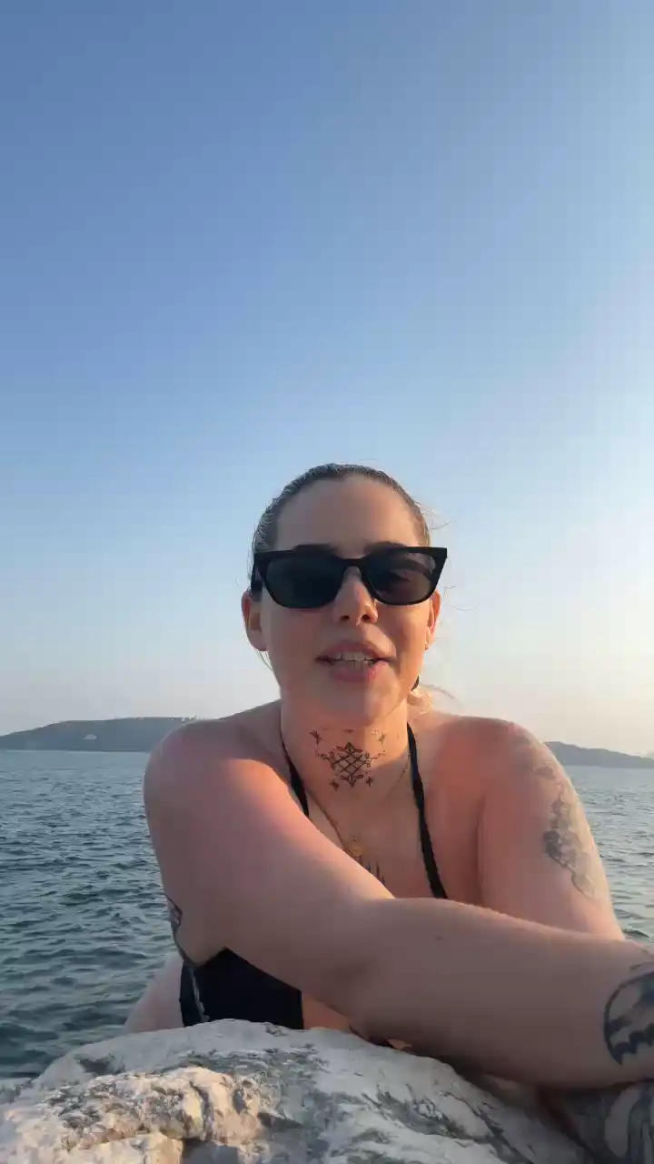 Lovelyzoe – Cam4 Live Sex Cam Recording – 2025-05-11 02:09:14